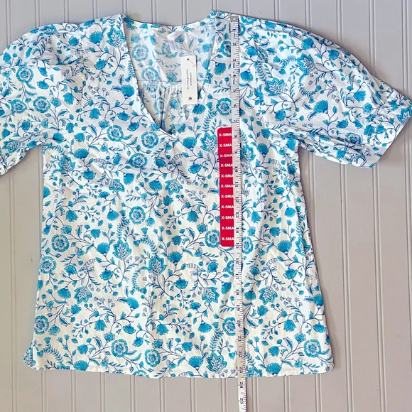 Draper James Womens V Neck Puff Sleeve Top Blouse‎ NWT Size XS Blue Floral Print - Picture 5 of 9